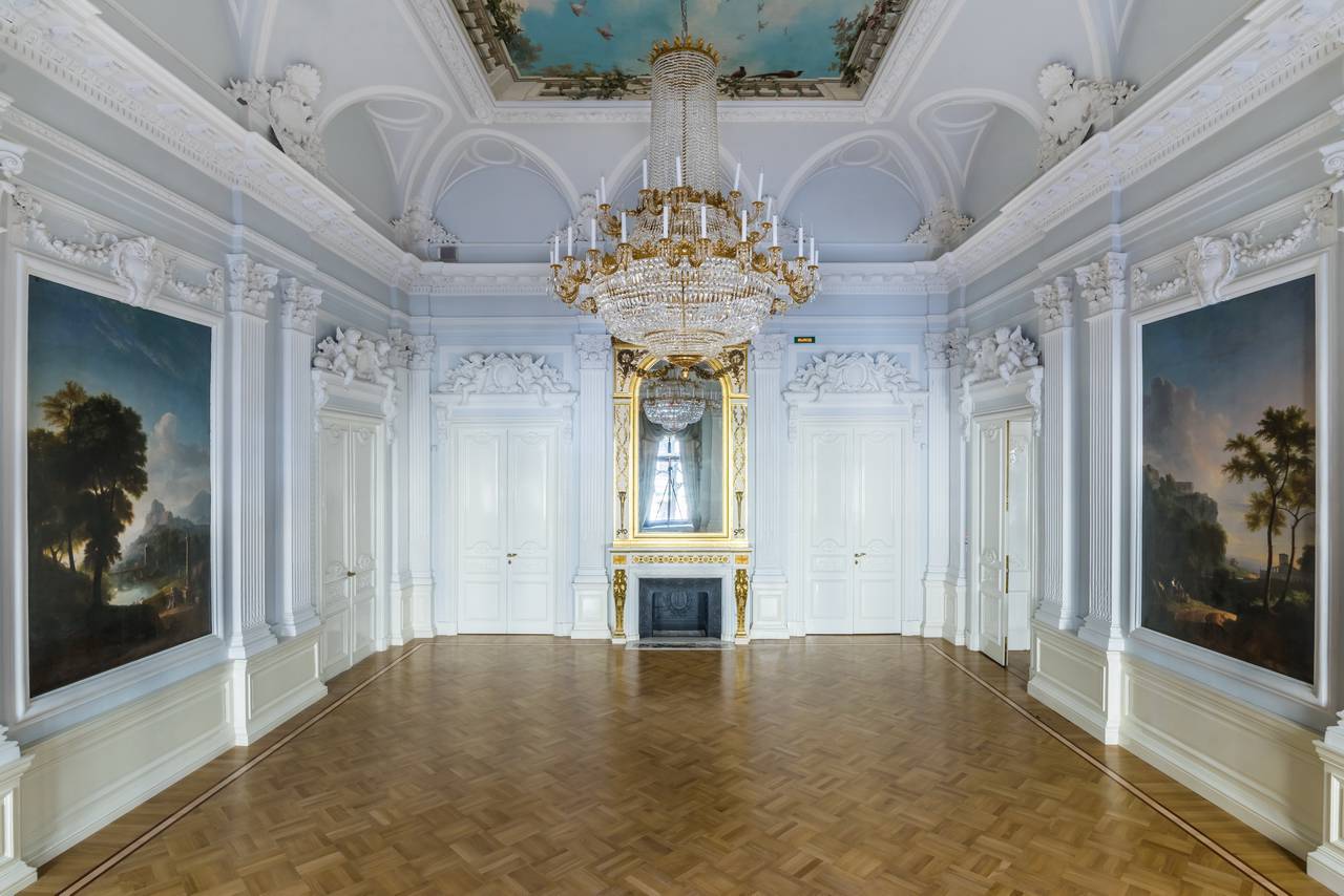 Бесплатные экскурсии по особнякам и дворцам Санкт-Петербурга